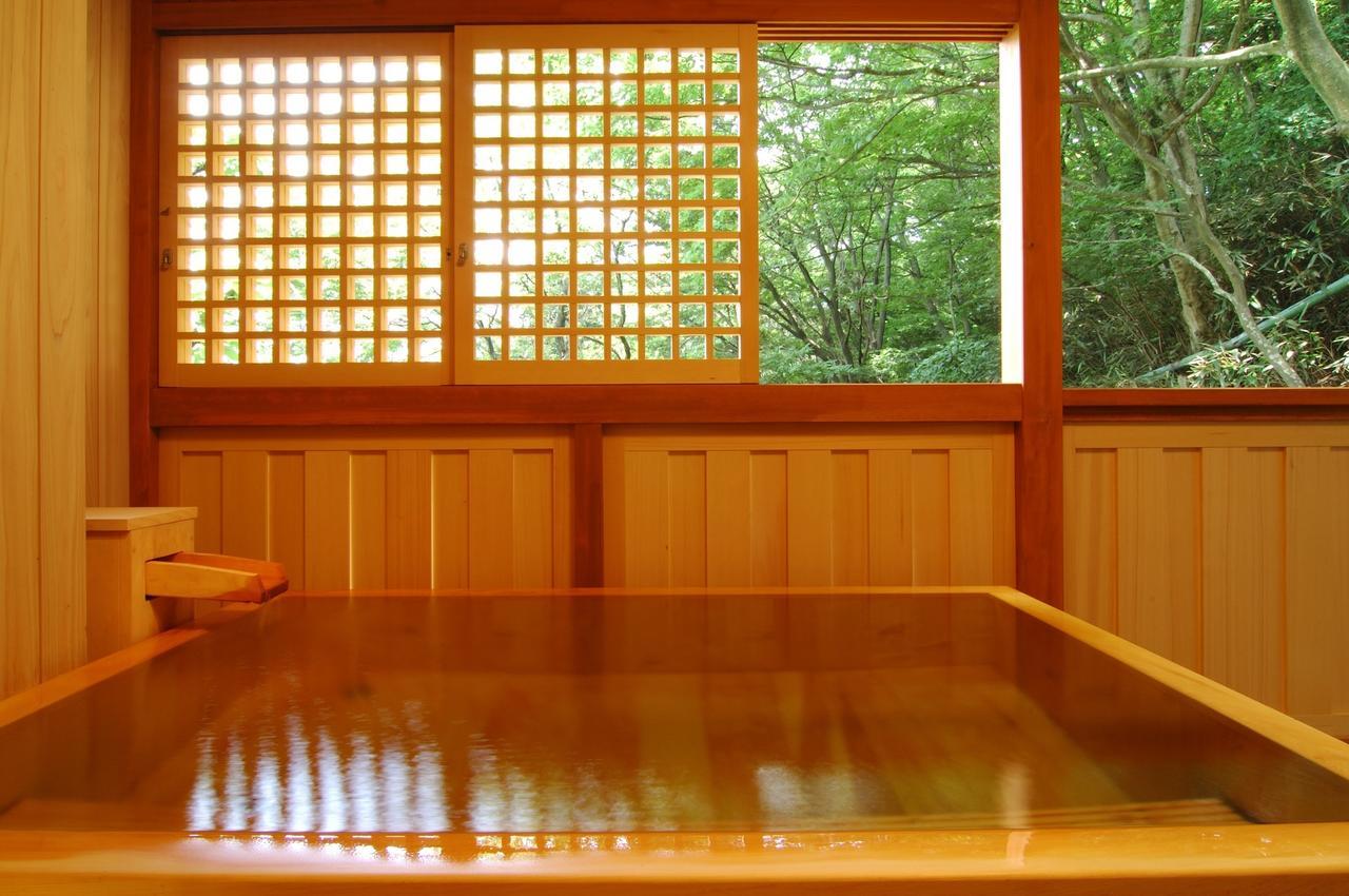 Hakone Tokinoshizuku Hotel Kamer foto A traditional Japanese onsen